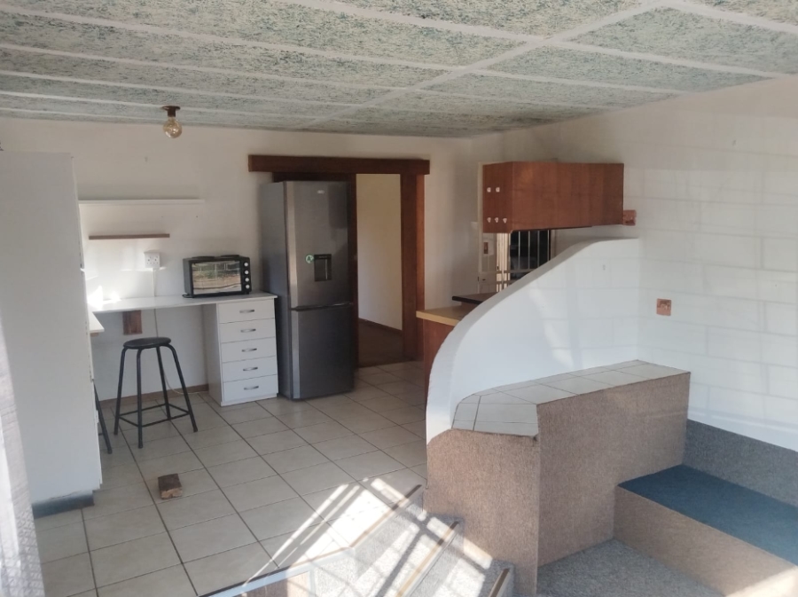 To Let 1 Bedroom Property for Rent in Vredenhof Sh Free State